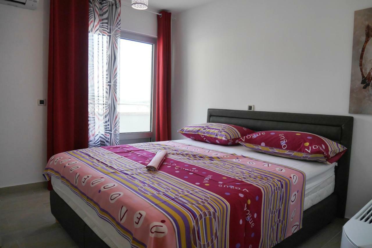 Apartments Mario Migros Makarska Exterior foto